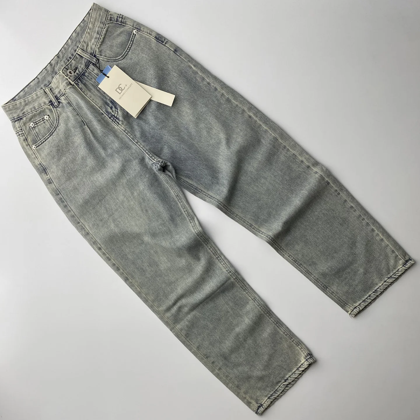 Cleanfit High Waist American Casual Jeans Vintage Waed Single Pleat Loose Straight Leg High Street Sle for Men And Women
Cleanfit High Waist American Casual Jeans Vintage Waed Single Pleat Loose Straight Leg High Street Sle for Men And Women