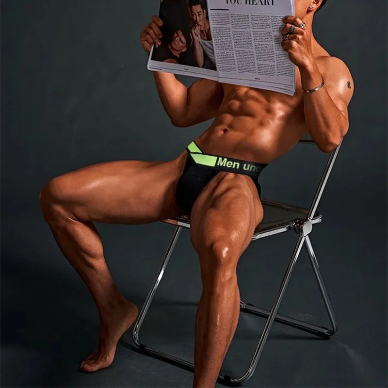 Mens Sexy Cotton Briefs Summer Breathable U Pouch Sissy Gay Man Underwear New Fashion High Quality Elastic Waist Underpant Trunk
Mens Sexy Cotton Briefs Summer Breathable U Pouch Sissy Gay Man Underwear New Fashion High Quality Elastic Waist Underpant Trunk