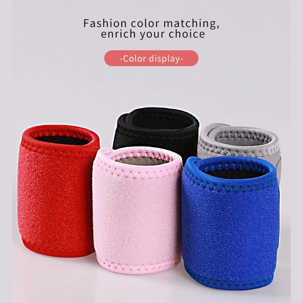 Sports Bracers Fitness Weightlifting Wrist Supports Breathable Sweat-wicking Comfortable Fitness Equipment Protective Gear 1PCS
Sports Bracers Fitness Weightlifting Wrist Supports Breathable Sweat-wicking Comfortable Fitness Equipment Protective Gear 1PCS