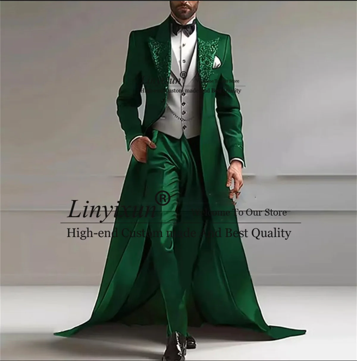 Glitter Seuqins Lapel Men Suit Peaked Lapel Groom Prom Long Cotat Blazers Customized 3 Pieces Sets Slim Fit trajes para hombre
Glitter Seuqins Lapel Men Suit Peaked Lapel Groom Prom Long Cotat Blazers Customized 3 Pieces Sets Slim Fit trajes para hombre