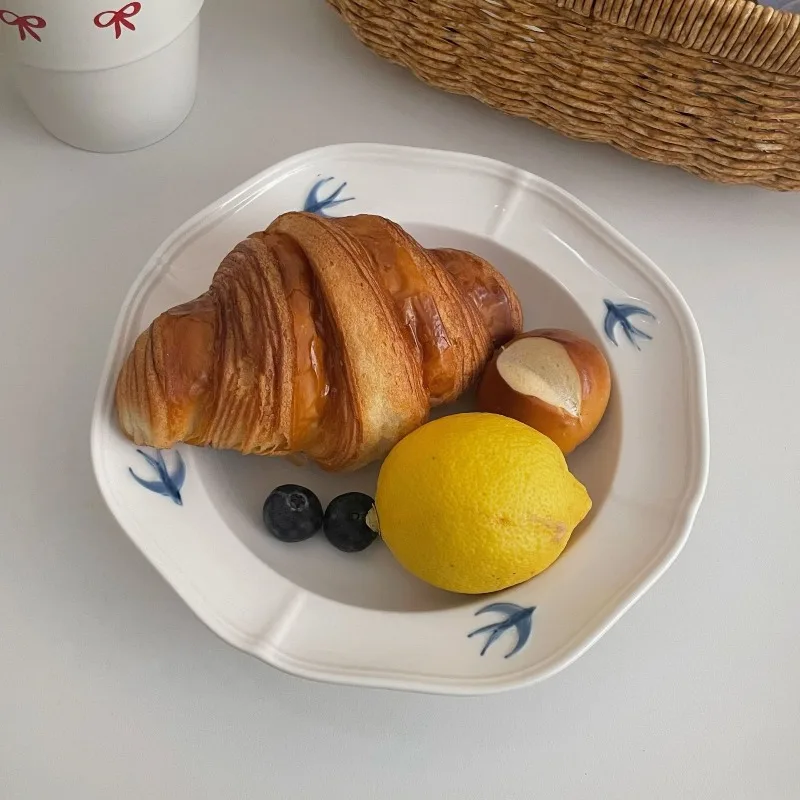 Japanese Hand Painted Swallow Plate Relief Retro Home Ceramic Photography Posing Dessert Cake Plate
Japanese Hand Painted Swallow Plate Relief Retro Home Ceramic Photography Posing Dessert Cake Plate