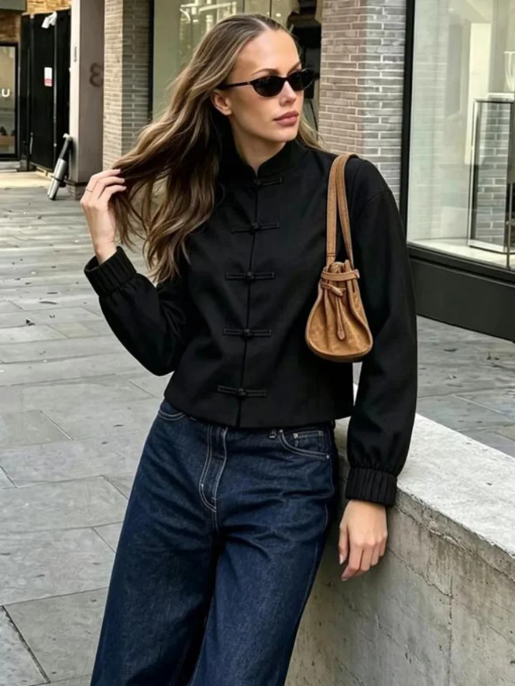 Women Solid Frog Button Full Sleeve Jacket Stand Collar Elastic Cuffs Chic Traditional Chinese Style Blazer 2026 Casual Outfits
Women Solid Frog Button Full Sleeve Jacket Stand Collar Elastic Cuffs Chic Traditional Chinese Style Blazer 2026 Casual Outfits