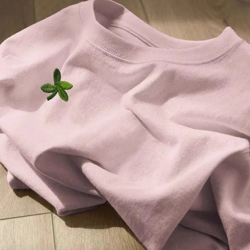 Vintage Embroidery Youth Pullovers Top Summer New Trend Short Sleeve Loose Solid Korean T Shirts Casual Fashion Women Clothing
Vintage Embroidery Youth Pullovers Top Summer New Trend Short Sleeve Loose Solid Korean T Shirts Casual Fashion Women Clothing