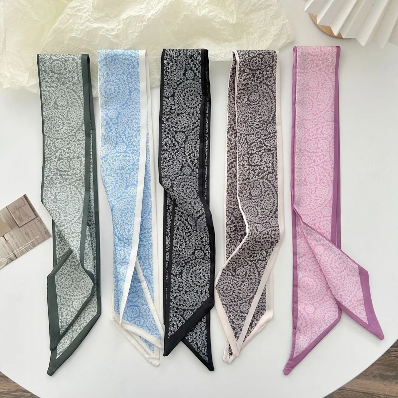 Fashion Paisley Print Skinny Scarf for Women Satin Neckerchief Multi-use Hair Scarf Bag Wrap Soft Neck Scarf for Travel Daily
Fashion Paisley Print Skinny Scarf for Women Satin Neckerchief Multi-use Hair Scarf Bag Wrap Soft Neck Scarf for Travel Daily