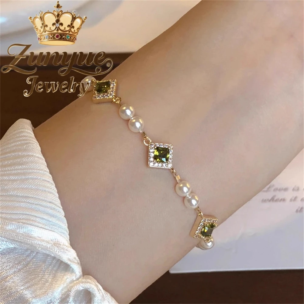 Zircon Pearl Bracelet A Light Luxury And High-End Style Bracelet Is A Niche And Versatile Beaded Jewelry Fashion Jewelry Elegant
Zircon Pearl Bracelet A Light Luxury And High-End Style Bracelet Is A Niche And Versatile Beaded Jewelry Fashion Jewelry Elegant
