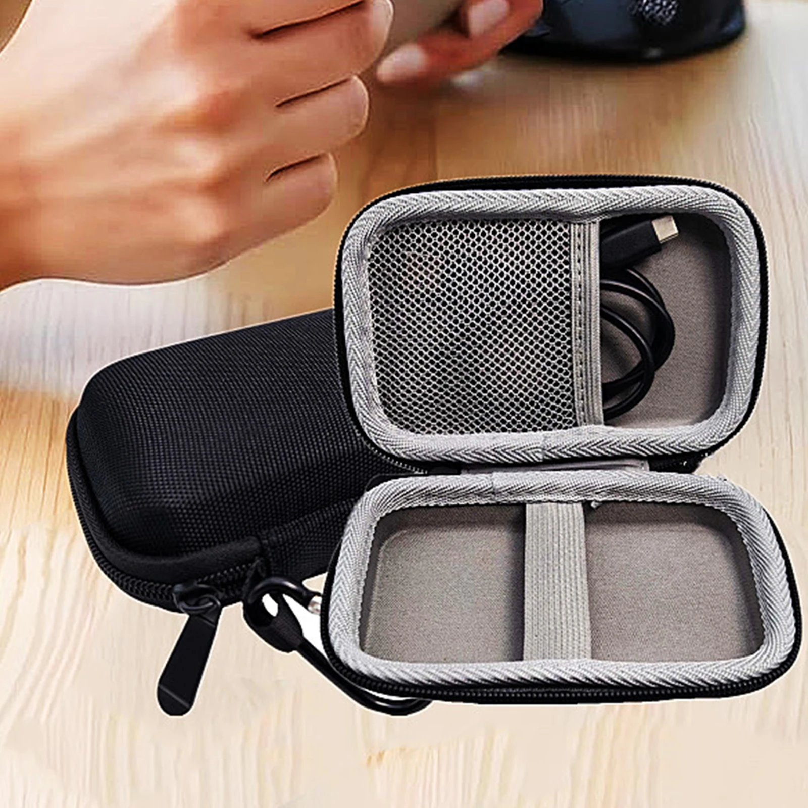 Travel Case for Extreme SSD & Extreme Pro Hard Carrying Case with Carabiner Fits 500GB 1TB 2TB External Solid State Drive
Travel Case for Extreme SSD & Extreme Pro Hard Carrying Case with Carabiner Fits 500GB 1TB 2TB External Solid State Drive