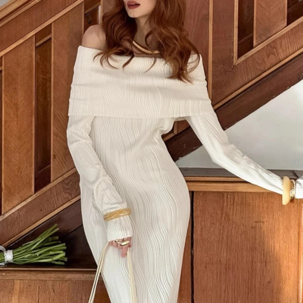 2025 Fashion French Sexy Folds Maxi Dress for Women Slash Neck Long Sleeve High Waist Temperament Party Dresses Female Autumn
2025 Fashion French Sexy Folds Maxi Dress for Women Slash Neck Long Sleeve High Waist Temperament Party Dresses Female Autumn