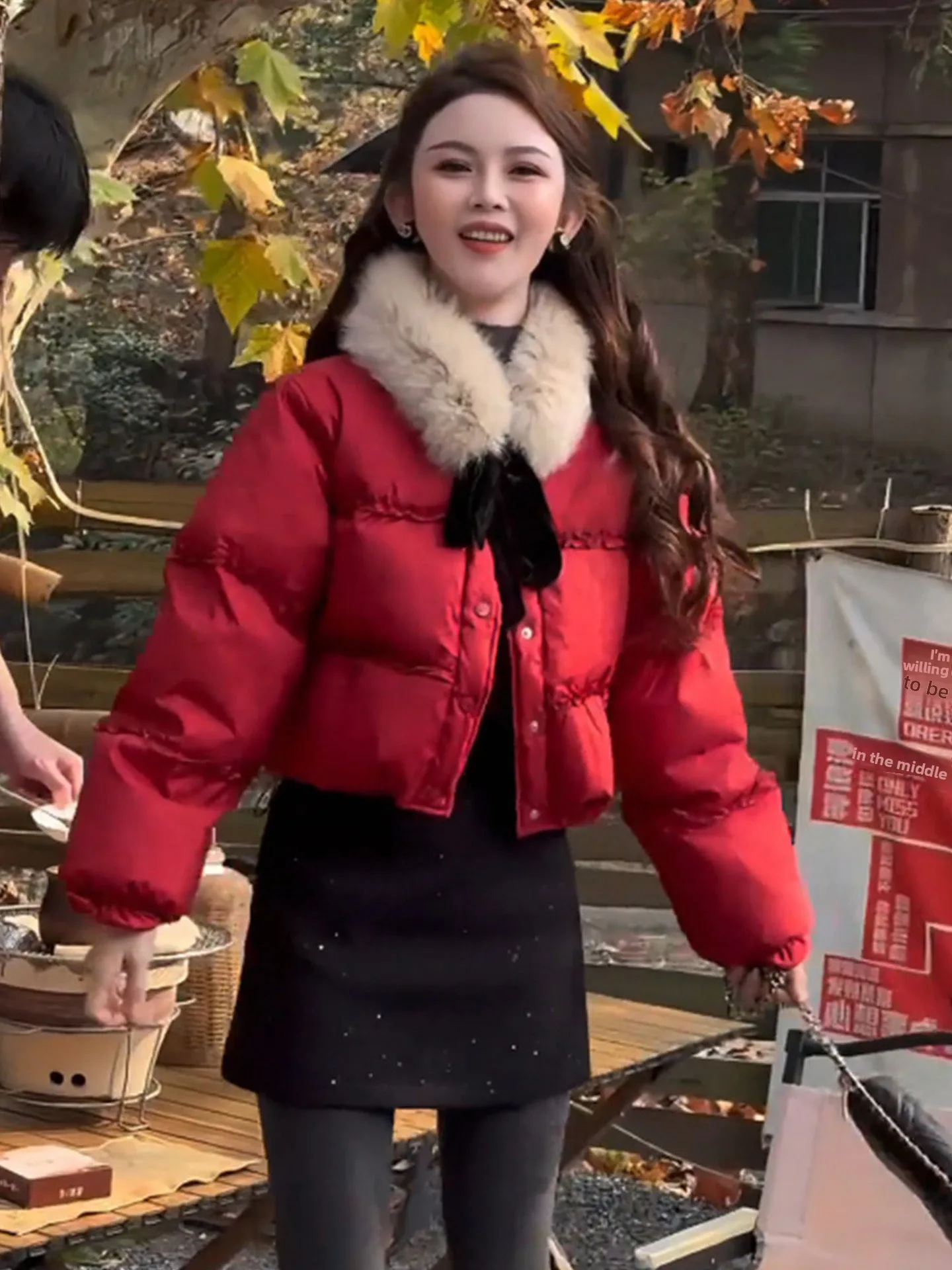 Stylish Short Cotton Jacket Thick Warm Red Korean Style Winter Coat with Big Fur Collar Commute Straight Tube Long Sleeve
Stylish Short Cotton Jacket Thick Warm Red Korean Style Winter Coat with Big Fur Collar Commute Straight Tube Long Sleeve