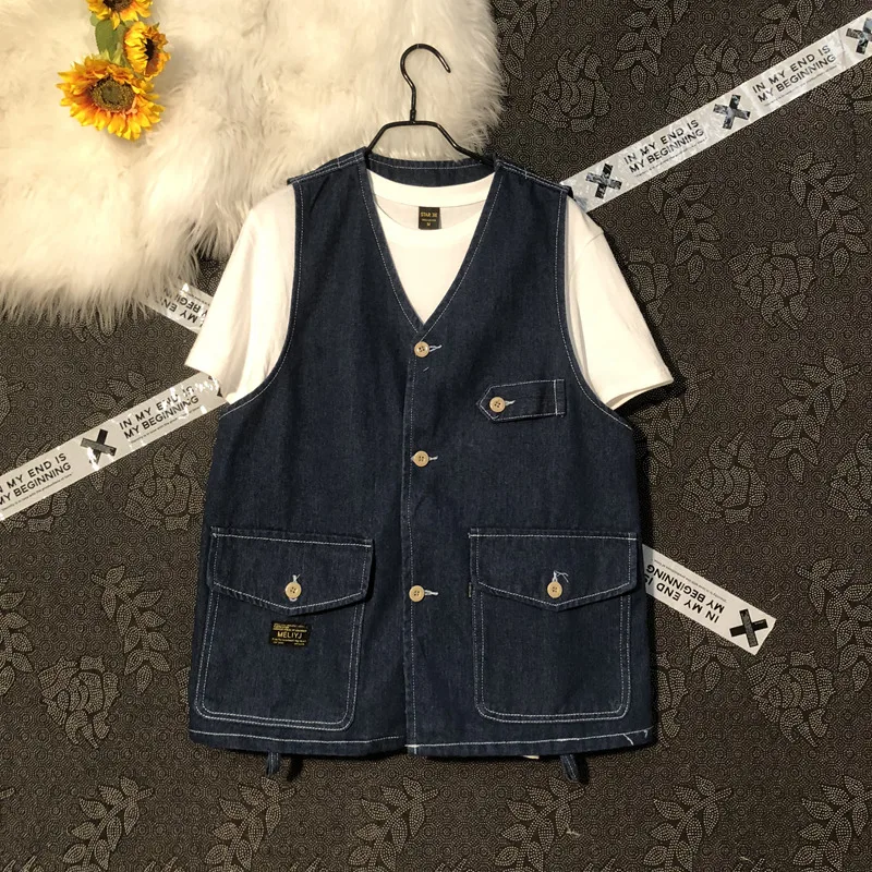 Retro Japanese Sle Men's Denim Vest Spring Autumn Outerwear Jaet with Big kets Workwear Sle V-Ne Single Button
Retro Japanese Sle Men's Denim Vest Spring Autumn Outerwear Jaet with Big kets Workwear Sle V-Ne Single Button