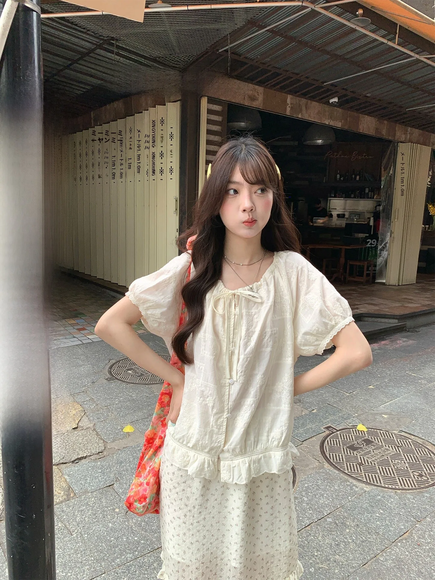 Hollyii Korean Style Embroidered Ruffle Short Sleeve Bubble Shirt Women's Spring Summer New Style Binding Tie Button up Top
Hollyii Korean Style Embroidered Ruffle Short Sleeve Bubble Shirt Women's Spring Summer New Style Binding Tie Button up Top