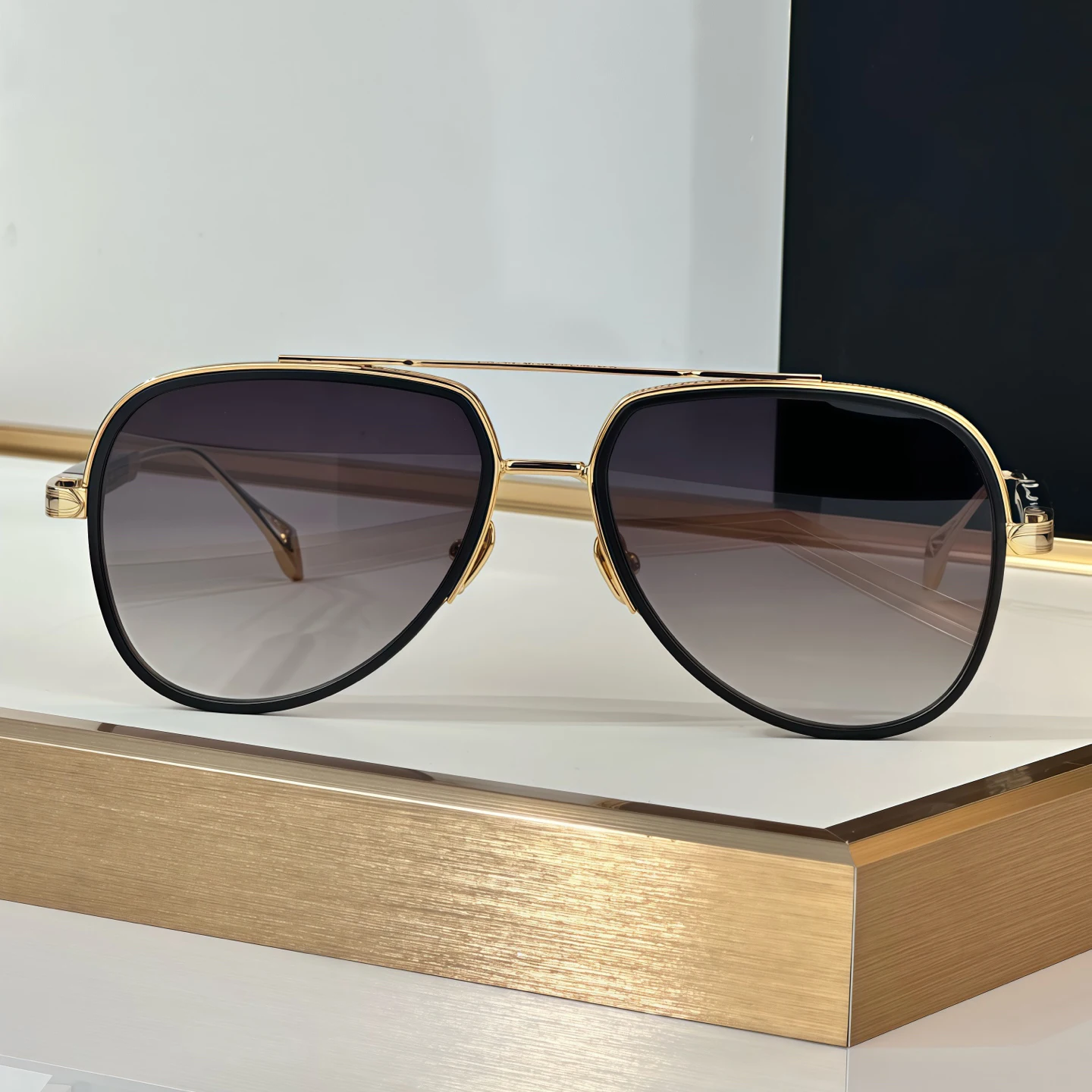 END Luxury German Toad Frame Fashion Designer Business Men Sunglasses Vacation Pilots Sunscreen Casual Women Sunglasses UV400
END Luxury German Toad Frame Fashion Designer Business Men Sunglasses Vacation Pilots Sunscreen Casual Women Sunglasses UV400