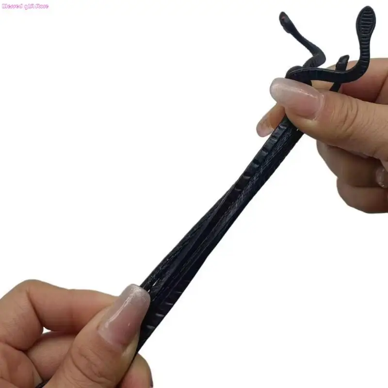 D0JC Soft Life Like Snake Replicas Practical Joke Props Snake Prank Toy Party Supply
D0JC Soft Life Like Snake Replicas Practical Joke Props Snake Prank Toy Party Supply