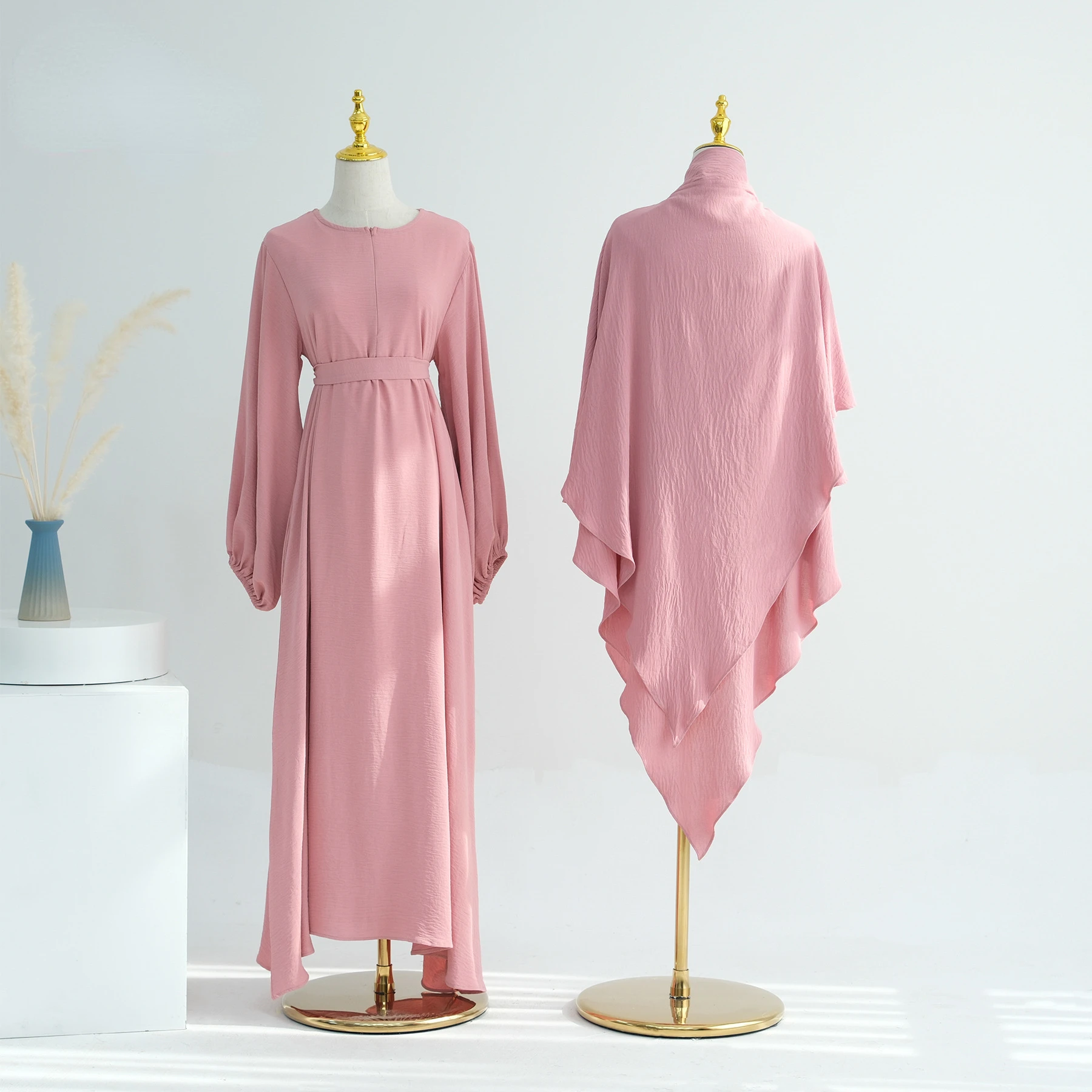 Fashion Muslim Kimono Womens Cardigan Ramadan Dubai Turkey Eid Dress Islamic Comfortable Abaya Jalabiya for Women
Fashion Muslim Kimono Womens Cardigan Ramadan Dubai Turkey Eid Dress Islamic Comfortable Abaya Jalabiya for Women