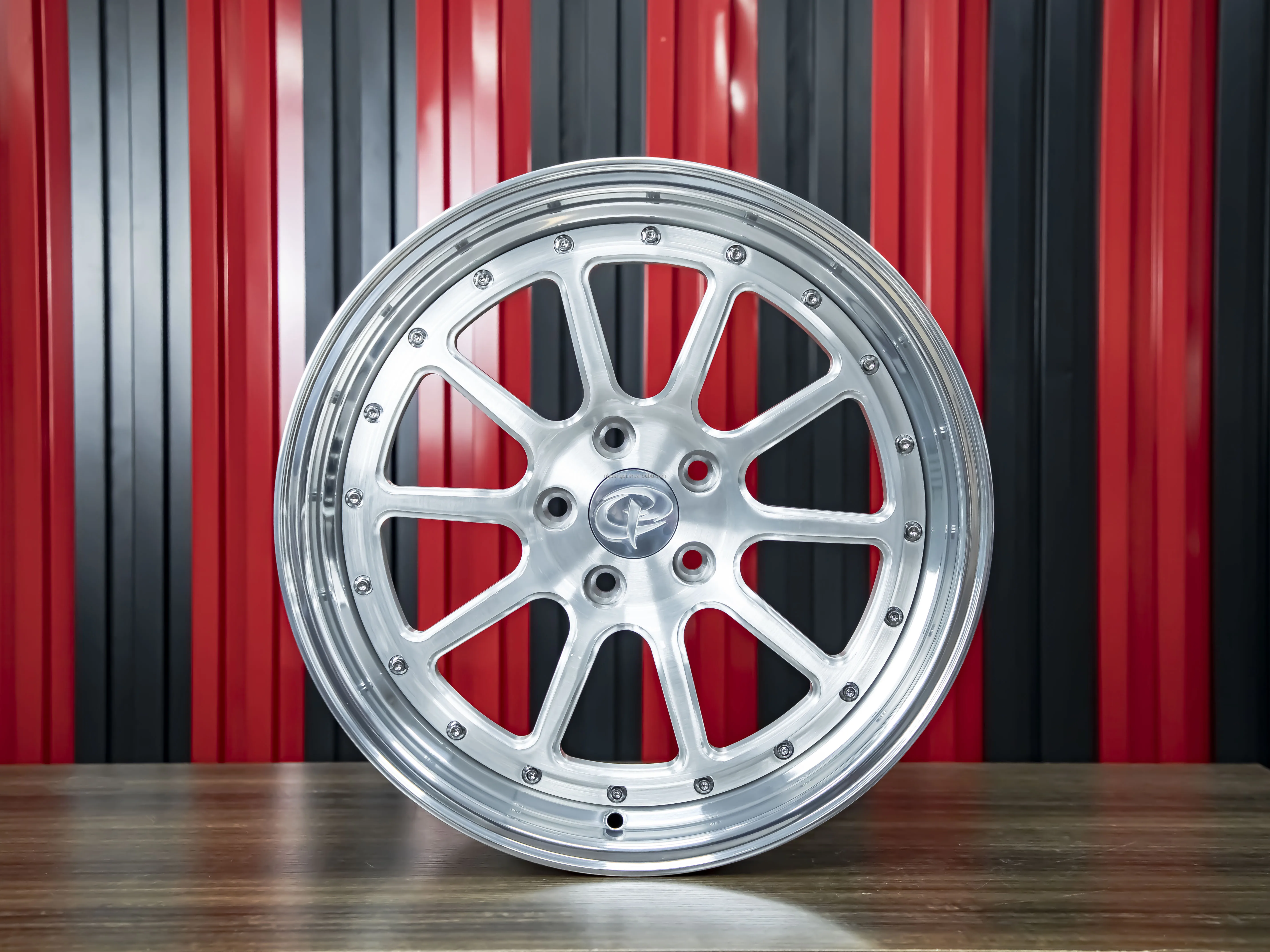 Самый продаваемый кованый обод из матового серебряного алюминиевого сплава с несколькими спицами и полированной серебряной губкой для Ford Mustang
Самый продаваемый кованый обод из матового серебряного алюминиевого сплава с несколькими спицами и полированной серебряной губкой для Ford Mustang