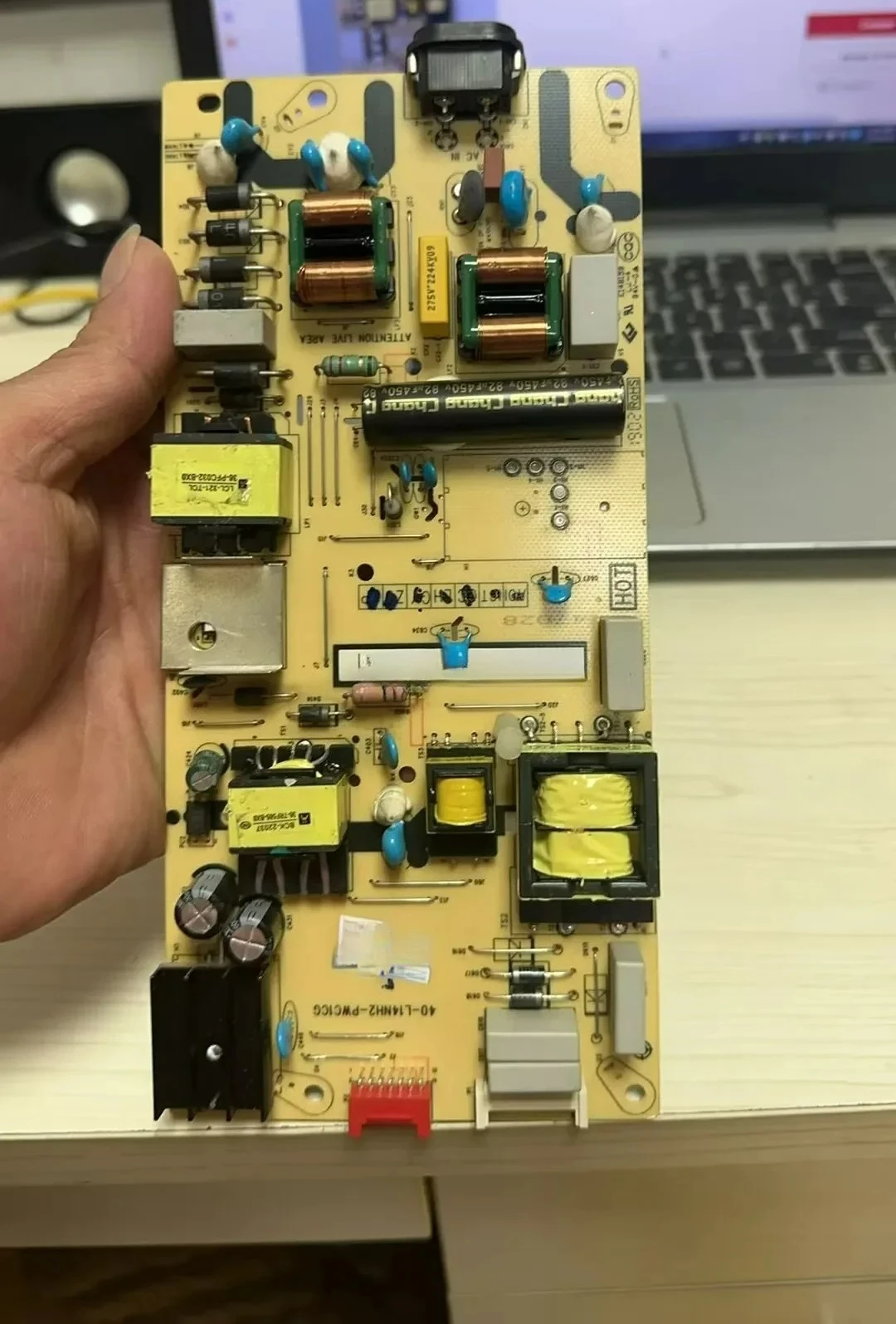 40-L14NH2-PWC1CG Power Supply Board Compatible TCL 49DP600 43U5850C 55U5850C 50U3900C
40-L14NH2-PWC1CG Power Supply Board Compatible TCL 49DP600 43U5850C 55U5850C 50U3900C