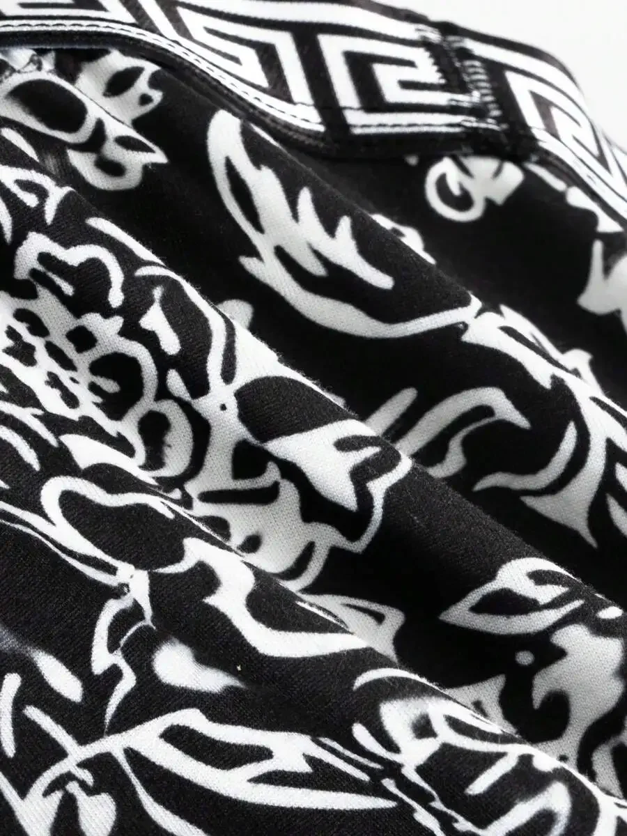5 Pcs Mens Long Boxer Shorts Thin Breathable Floral Print
5 Pcs Mens Long Boxer Shorts Thin Breathable Floral Print