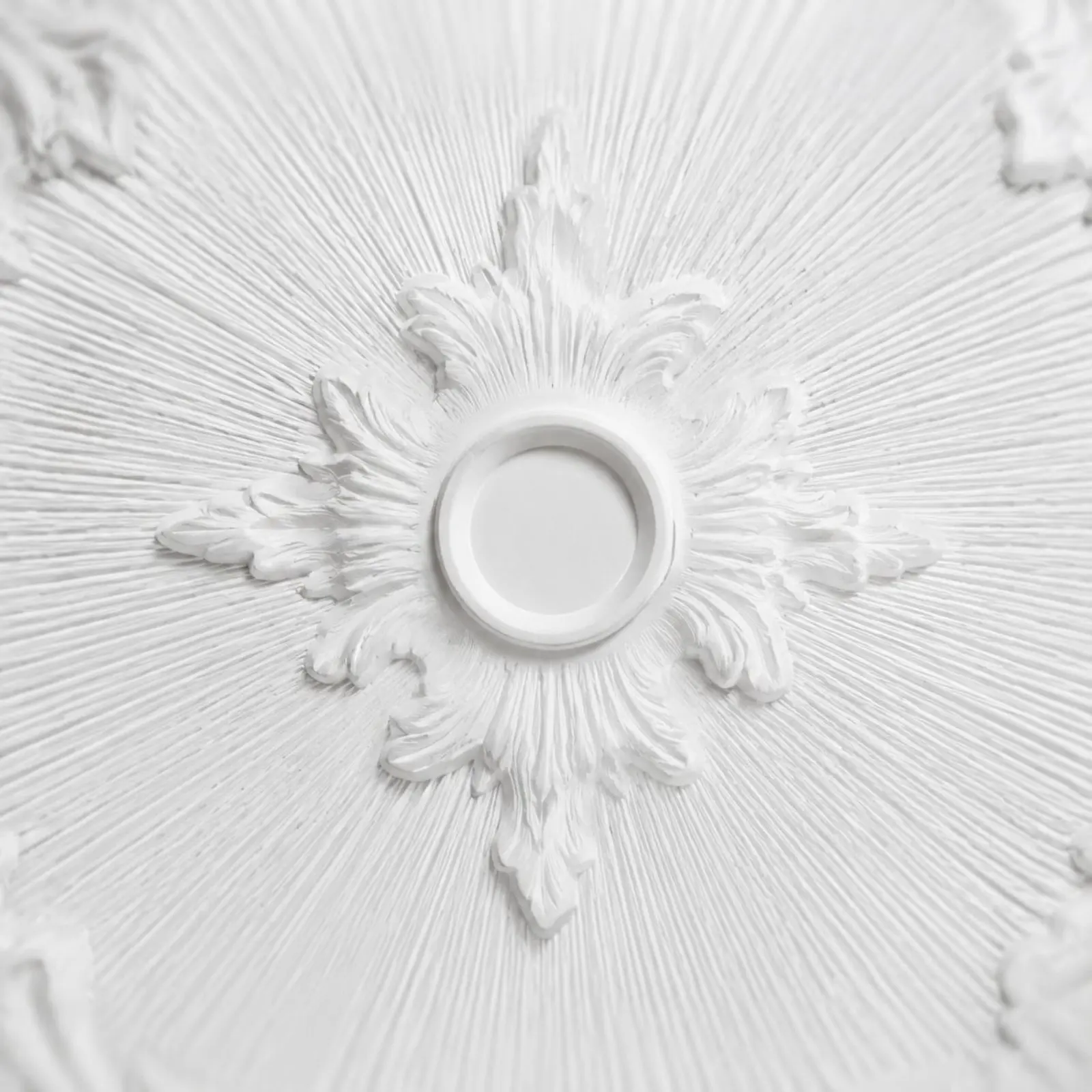 European Design Ceiling Medallion Lightweight Ornate Round Ceiling Medallion Paintable Factory Primed for Living Room
European Design Ceiling Medallion Lightweight Ornate Round Ceiling Medallion Paintable Factory Primed for Living Room