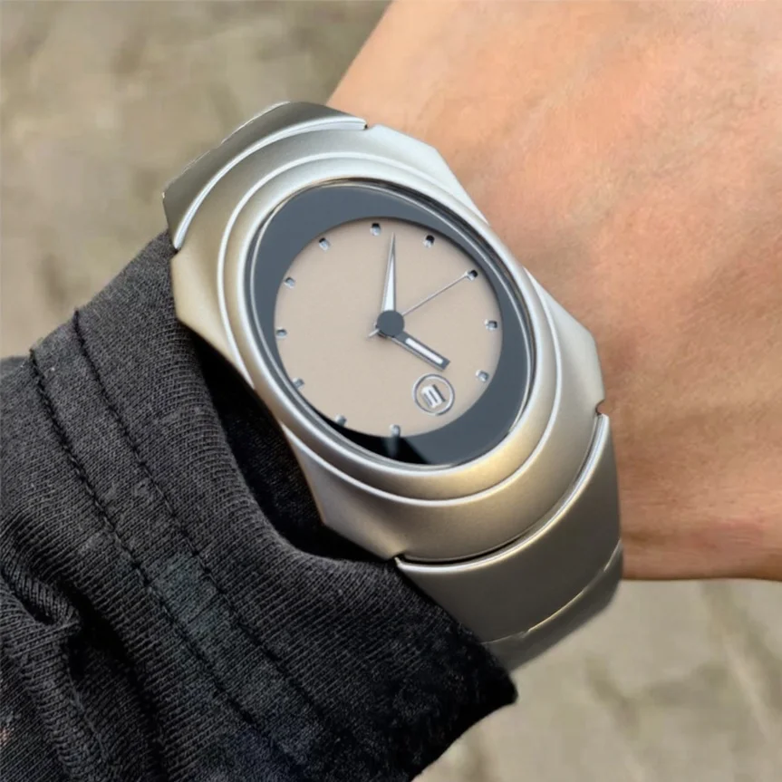 Personalize Quartz Watch Mens Y2k Grey Alien Style Green Creative Blade Design Special Fashion Unique Steel Men Watch AAA Clock
Personalize Quartz Watch Mens Y2k Grey Alien Style Green Creative Blade Design Special Fashion Unique Steel Men Watch AAA Clock