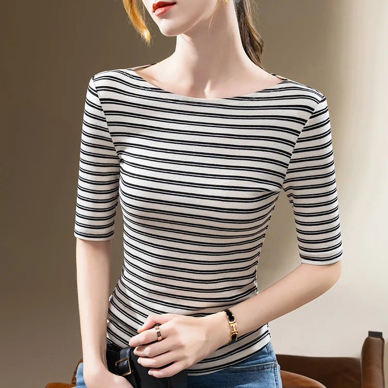2025 New Style of Women's Temperament One-line Shoulder Half-sleeve T-shirt Stretch Waist Blouse
2025 New Style of Women's Temperament One-line Shoulder Half-sleeve T-shirt Stretch Waist Blouse