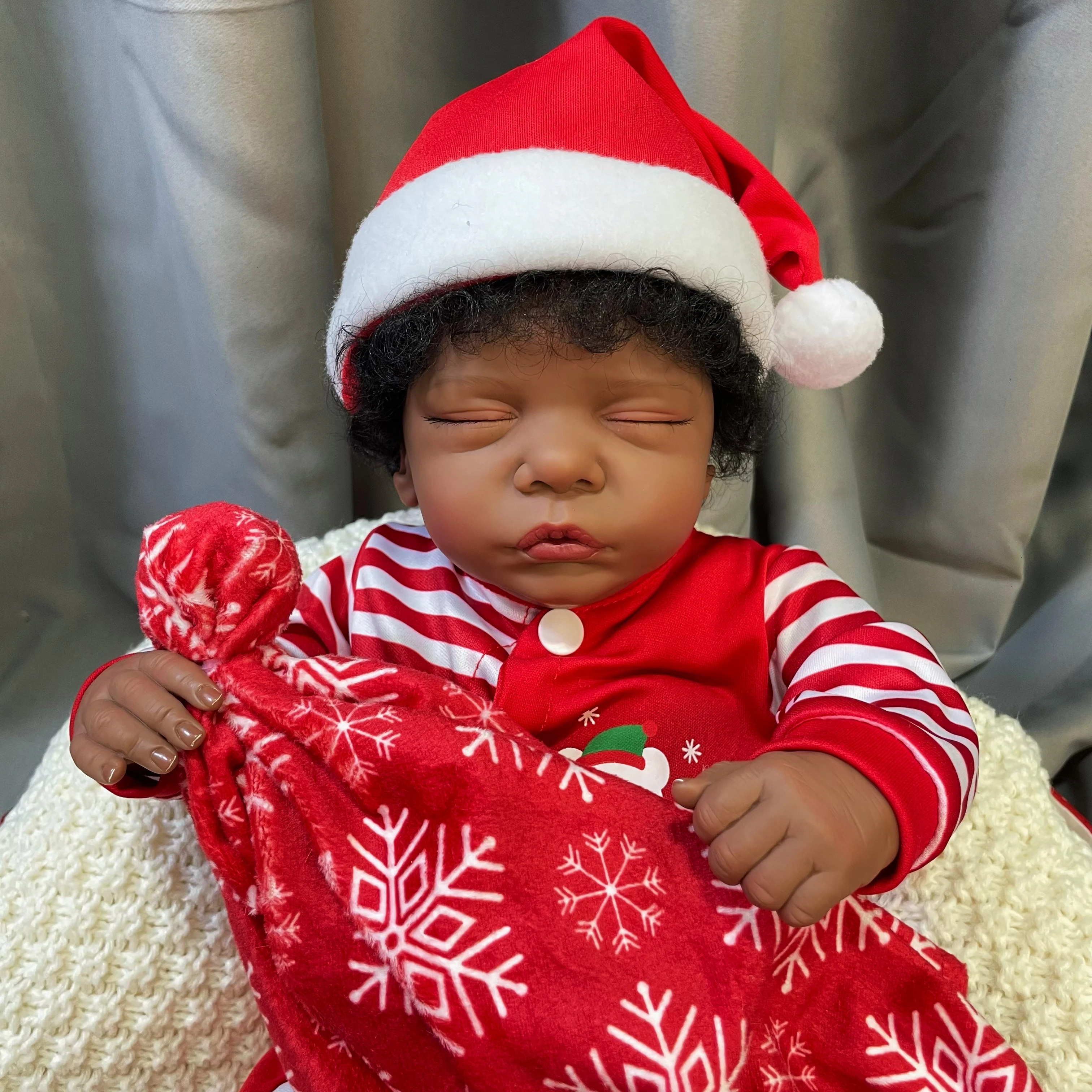 19Inch African American Doll Romy Dark Skin Reborn Baby Finished Newborn With Rooted Hair Handmade Toy Christmas Gift For Girls
19Inch African American Doll Romy Dark Skin Reborn Baby Finished Newborn With Rooted Hair Handmade Toy Christmas Gift For Girls