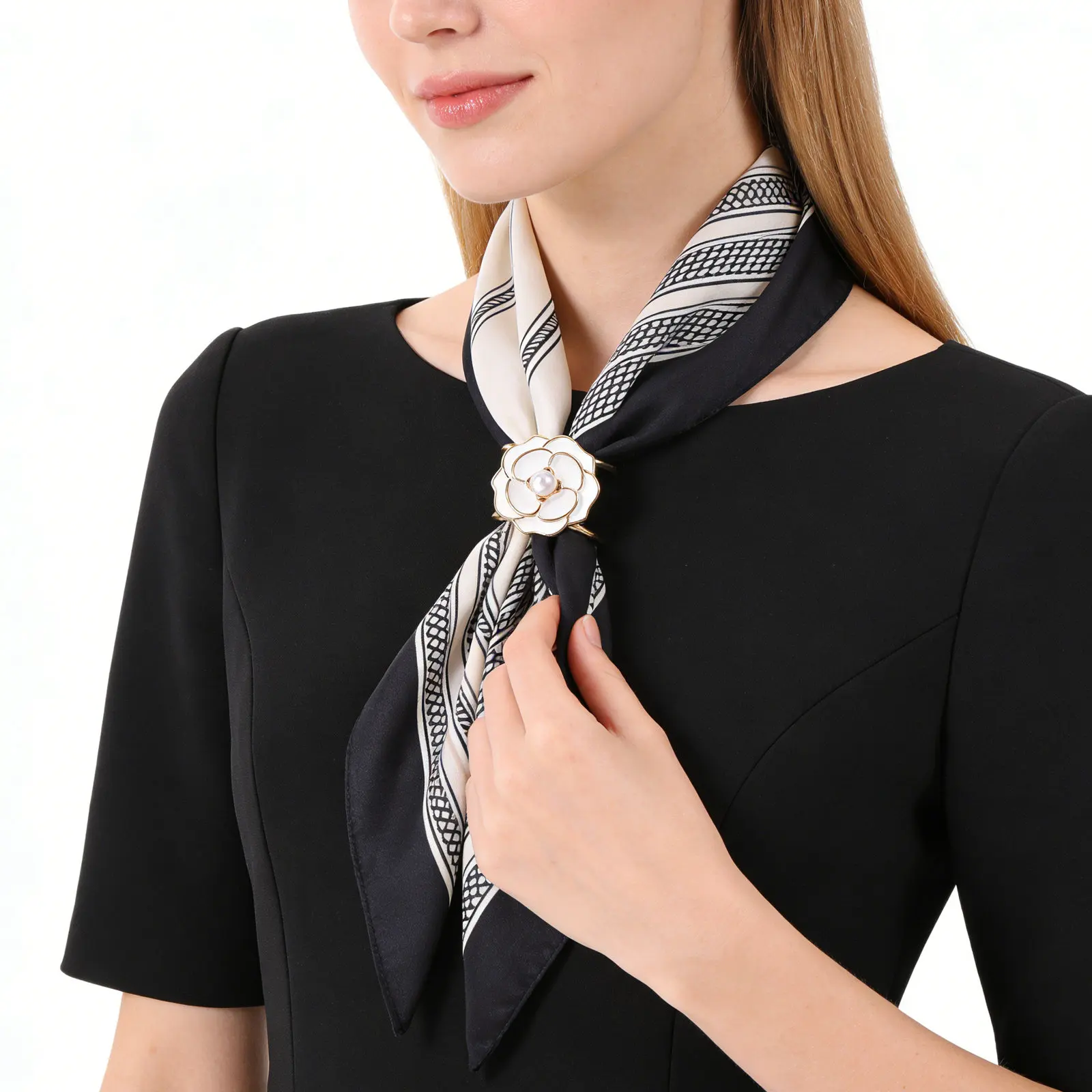 Luxury Flower Scarf Clip Gold Silver Tone Metal Brooch for Women Shawl Scarf Holders Elegant Fashion Jewelry Accessory
Luxury Flower Scarf Clip Gold Silver Tone Metal Brooch for Women Shawl Scarf Holders Elegant Fashion Jewelry Accessory