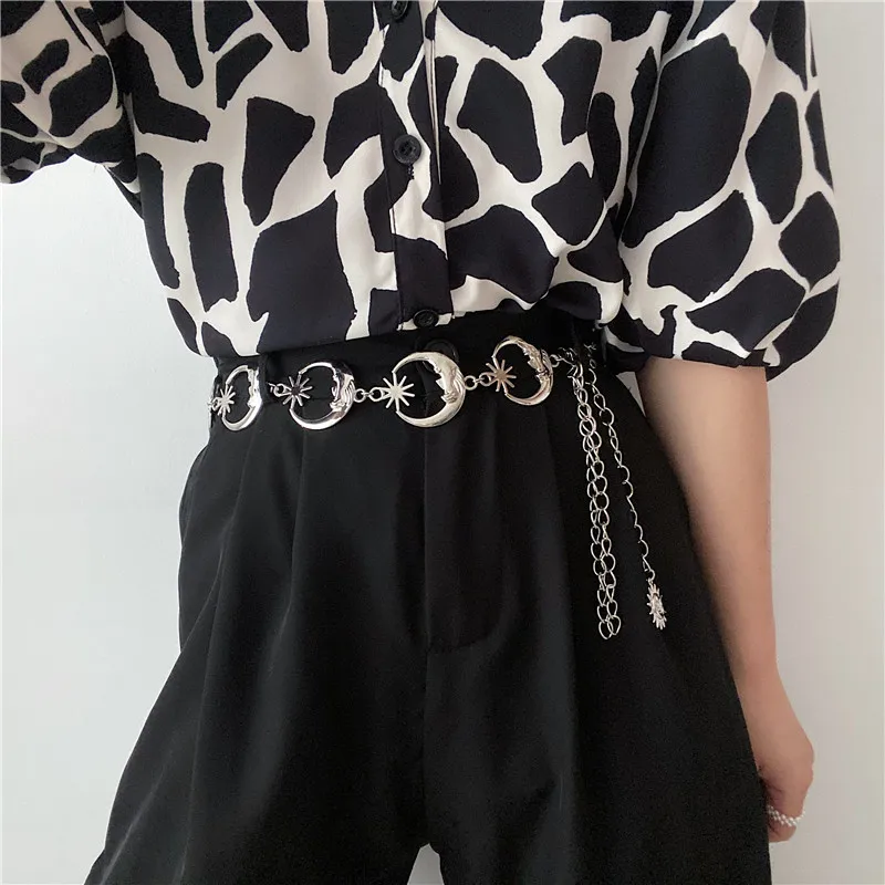 Unique Harajuku Style Fashion Sexy Ladies Moon Sun Metal Belt Retro High Waist Chain Personality Clothing Accessories Jewelry
Unique Harajuku Style Fashion Sexy Ladies Moon Sun Metal Belt Retro High Waist Chain Personality Clothing Accessories Jewelry