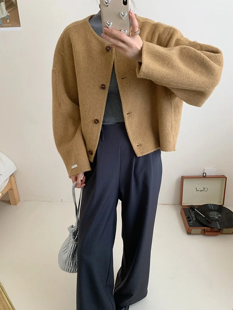 Brown Woolen ort Coat without Collar Simple Design Double-Sided Autumn Winter Jaet for Women Commute Sle Long Sve
Brown Woolen ort Coat without Collar Simple Design Double-Sided Autumn Winter Jaet for Women Commute Sle Long Sve