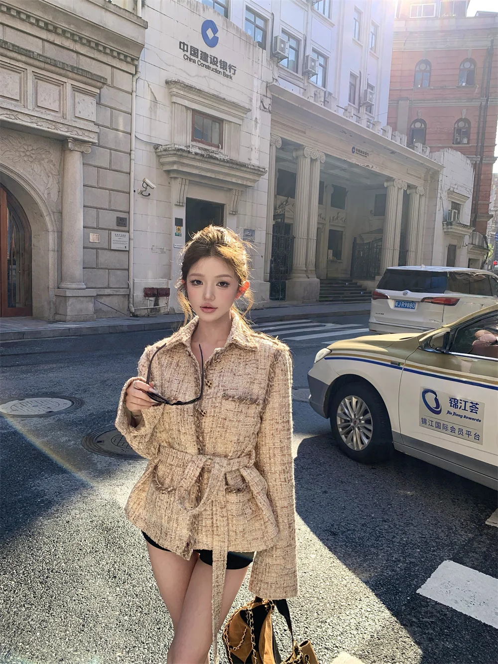 Autumn Winter New Temperament Belt Lapel Casual Expensive Jacket Women Coats
Autumn Winter New Temperament Belt Lapel Casual Expensive Jacket Women Coats