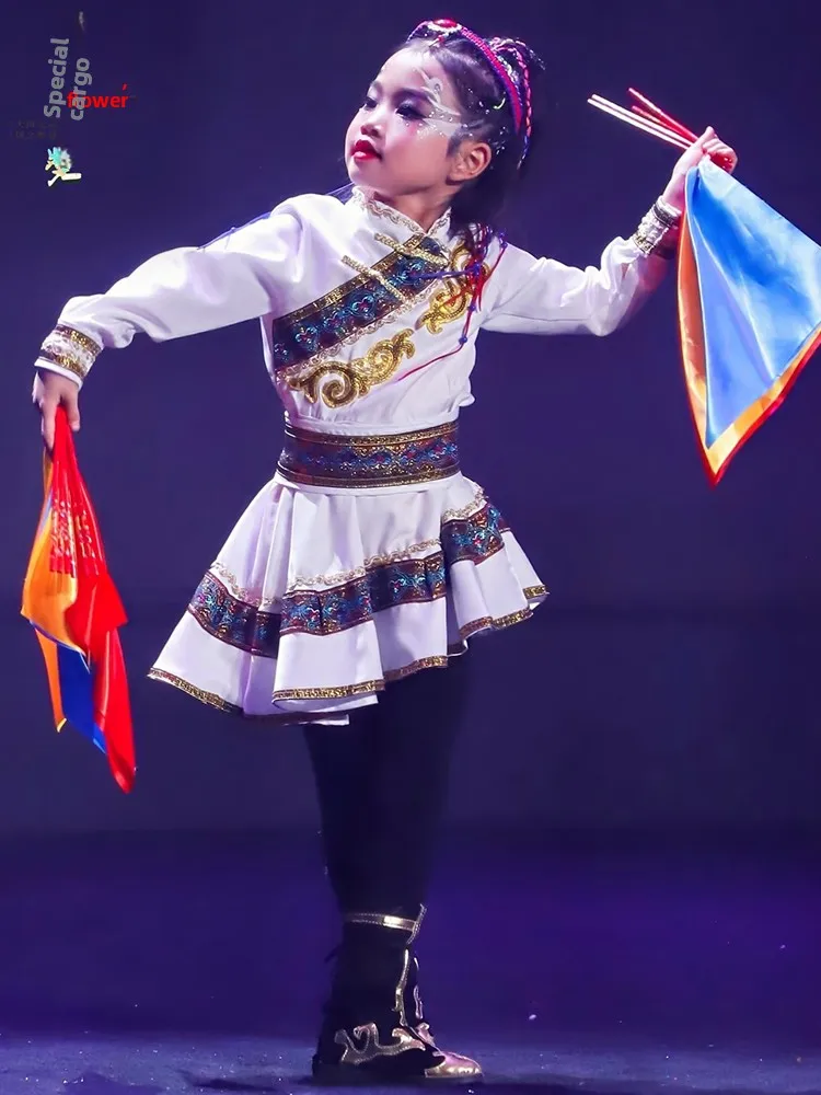 Children's Mongolian Ethnic Dance Performance Clothes Fem Toddler White Mongolian Robe assland Chopstis Dance Co...
Children's Mongolian Ethnic Dance Performance Clothes Fem Toddler White Mongolian Robe assland Chopstis Dance Co...