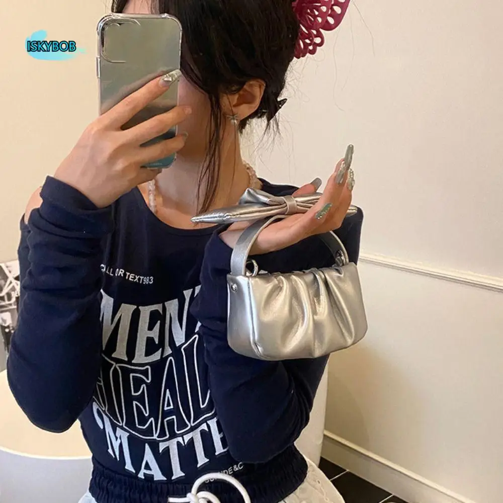 Retro Solid Color Bow Crossbody Bag PU Leather Cute Pleated Cloud Shoulder Bag Korean Style Mini Women Handbag Daily
Retro Solid Color Bow Crossbody Bag PU Leather Cute Pleated Cloud Shoulder Bag Korean Style Mini Women Handbag Daily