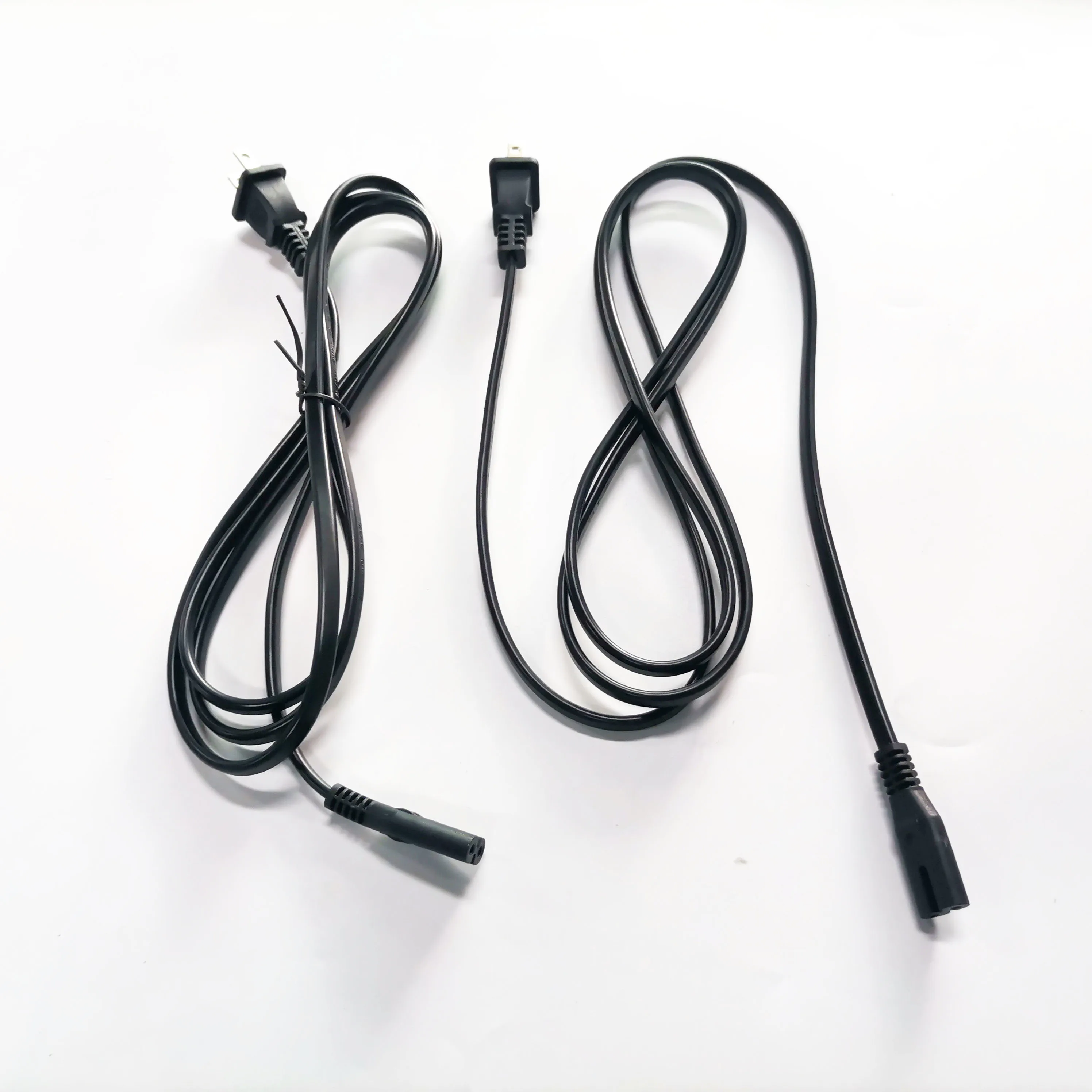 18AWG US Nema 1-15P to IEC320 C7 Non-Polarized Copper Power Cord for Computer
18AWG US Nema 1-15P to IEC320 C7 Non-Polarized Copper Power Cord for Computer