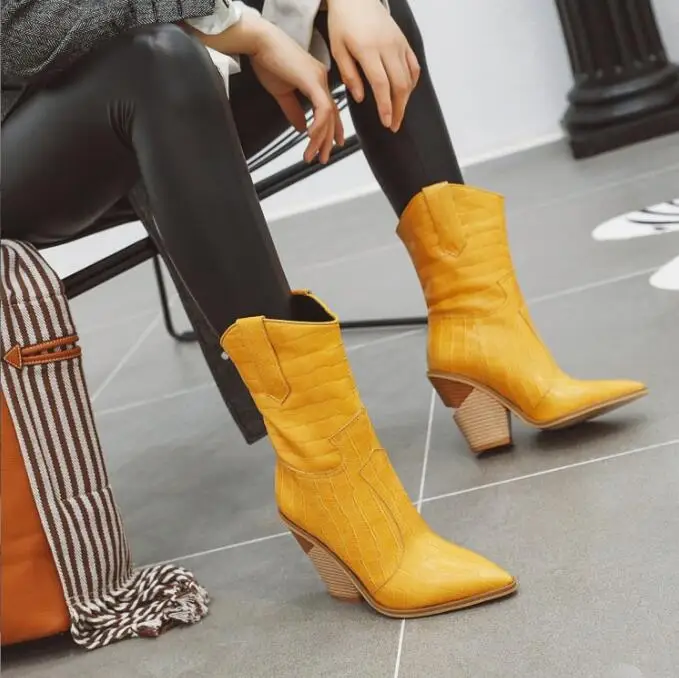 Sexy Winter Autumn Boots Women Shoes Woman Boots Fashion pointed toe Ankle Boots Genuine Leather Black Boots Comfortable Boots
Sexy Winter Autumn Boots Women Shoes Woman Boots Fashion pointed toe Ankle Boots Genuine Leather Black Boots Comfortable Boots