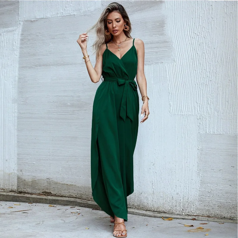 New Casual Suit With Camisole V-Neck Commuter Top, Solid Color Combo, Mid Length Pants
New Casual Suit With Camisole V-Neck Commuter Top, Solid Color Combo, Mid Length Pants