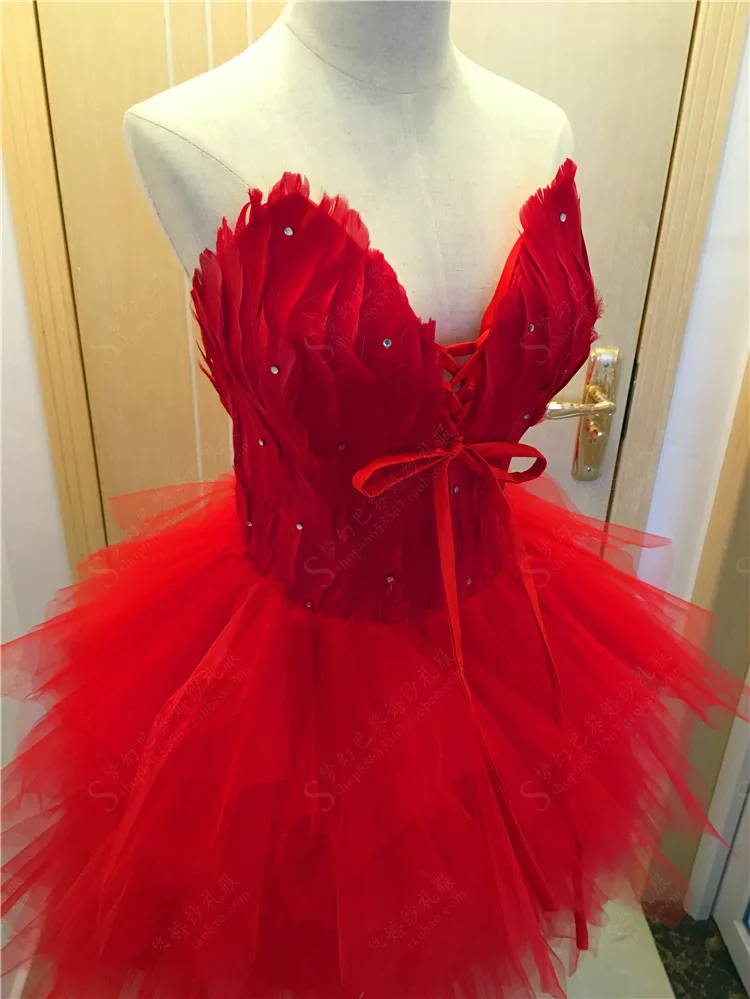 Красное платье для Quinceanera 2024, роскошное кружевное вечернее платье с бисером для выпускного вечера, женское винтажное бальное платье для выпускного вечера
Красное платье для Quinceanera 2024, роскошное кружевное вечернее платье с бисером для выпускного вечера, женское винтажное бальное платье для выпускного вечера