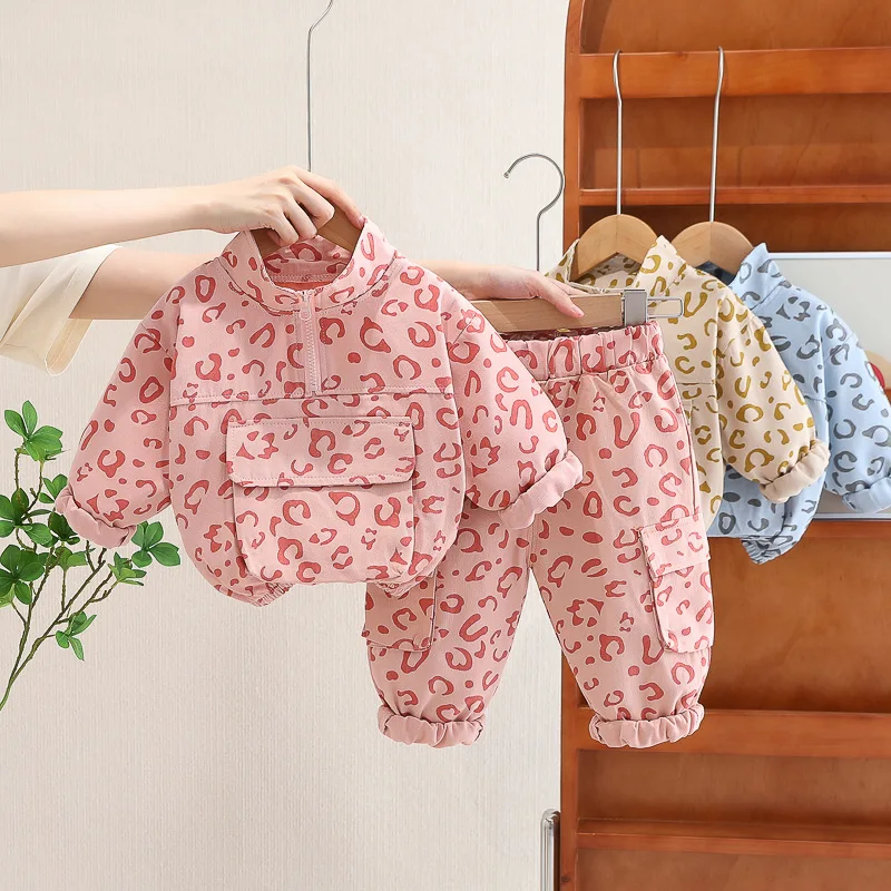 Leopard Print Camouflage Two-piece Sets For Kids 2023 Autumn Fashion Baby Half-Zipper Pullover Top+Cute Pants Children Clothes
Leopard Print Camouflage Two-piece Sets For Kids 2023 Autumn Fashion Baby Half-Zipper Pullover Top+Cute Pants Children Clothes