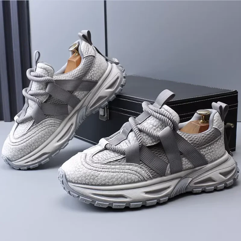 Новые кроссовки на толстой подошве в стиле "dad shoes" — модные, дышащие, универсальные, на шнуровке, спортивные, повседневные, модель x9.
Новые кроссовки на толстой подошве в стиле "dad shoes" — модные, дышащие, универсальные, на шнуровке, спортивные, повседневные, модель x9.