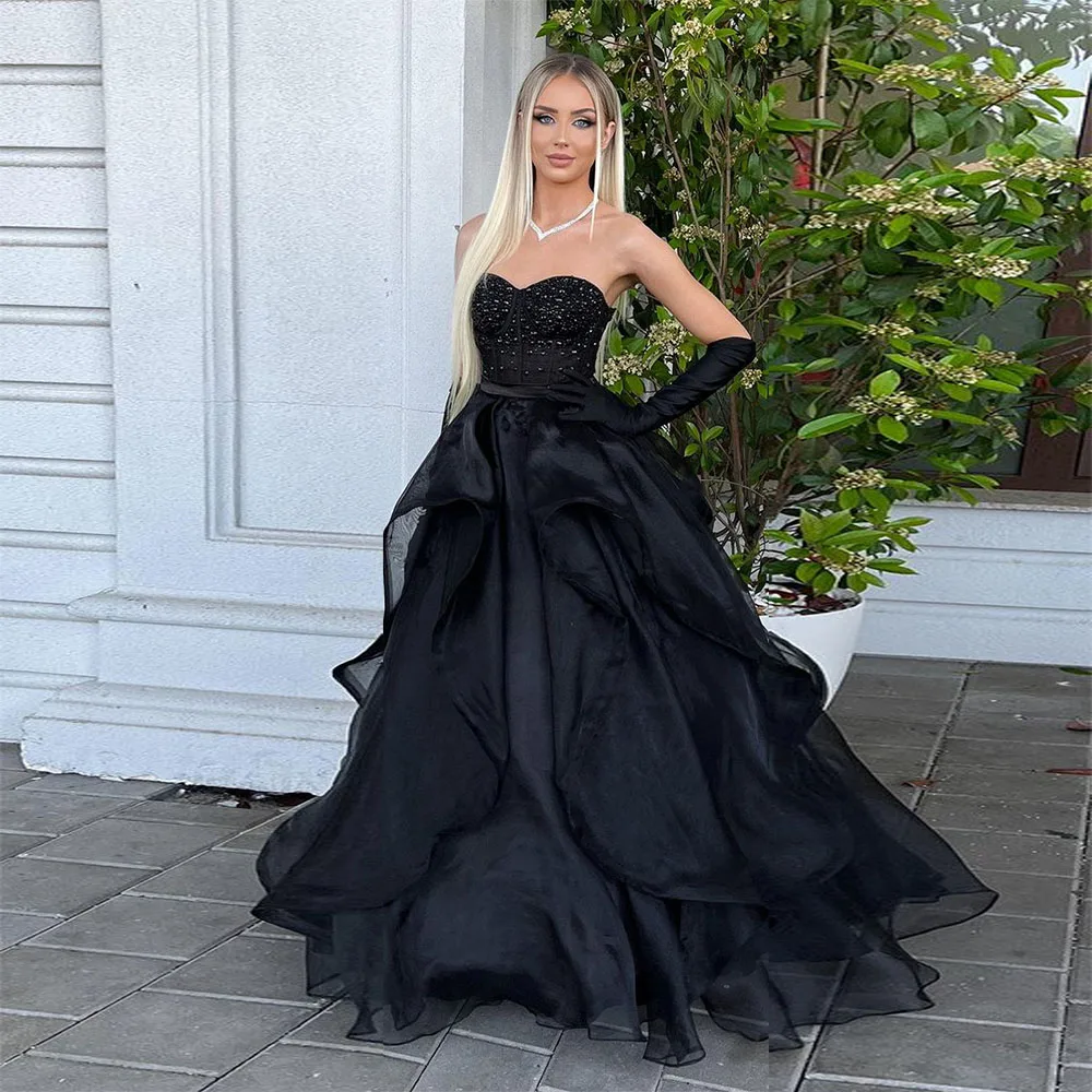 Elegant Black Strapless A-Line Evening dresses Women Fashion Backless High Quality Floor-length No gloves Wedding Party Gowns
Elegant Black Strapless A-Line Evening dresses Women Fashion Backless High Quality Floor-length No gloves Wedding Party Gowns