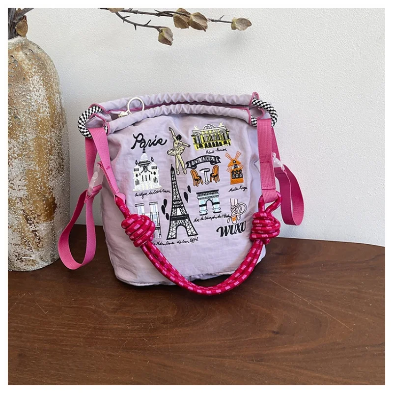 New women's tote bag, embroidered bag, fashionable shopping bag, virtual world pattern, large-capacity single-shoulder bag, ligh
New women's tote bag, embroidered bag, fashionable shopping bag, virtual world pattern, large-capacity single-shoulder bag, ligh