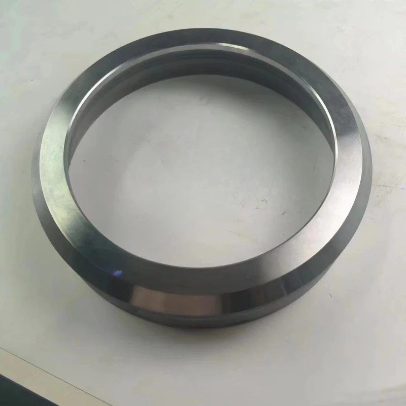 Holder 56B-22-12631 56B2212631 Loader for accessories of HM400 HM350 construction machinery
Holder 56B-22-12631 56B2212631 Loader for accessories of HM400 HM350 construction machinery