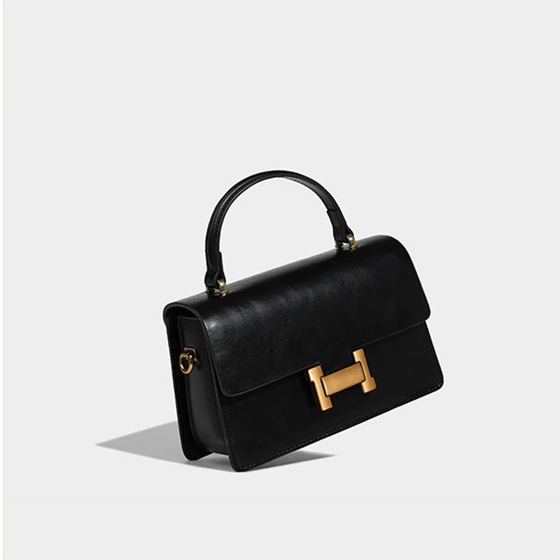 Bag Women's 2024 new H-buckle texture versatile niche design super popular this year's popular crossbody bag
Bag Women's 2024 new H-buckle texture versatile niche design super popular this year's popular crossbody bag