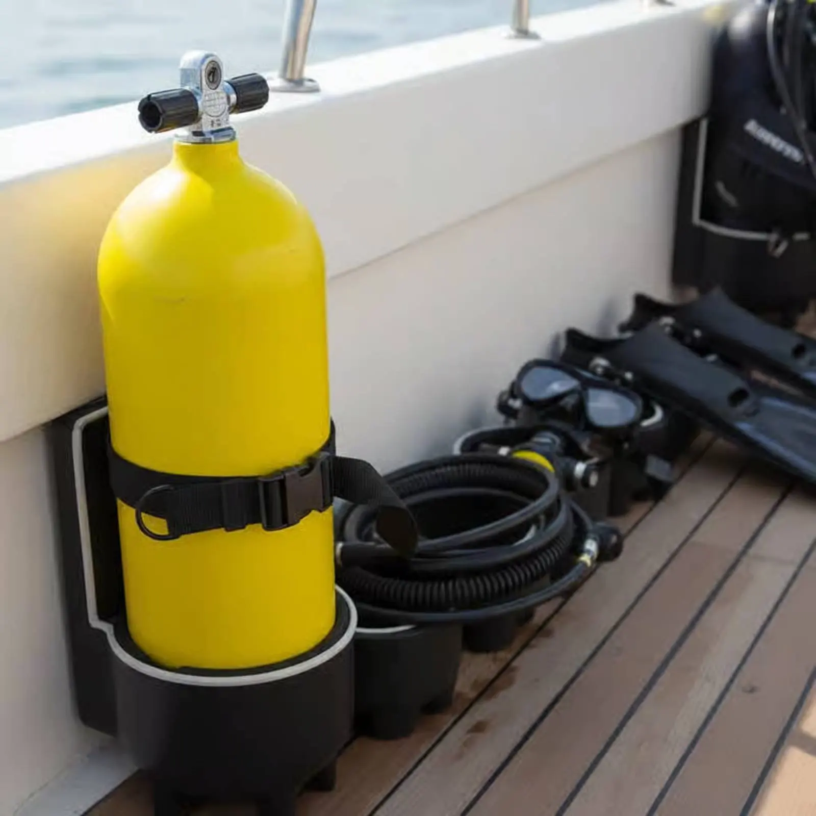 Sidemount Crotch Strap Adjustable Diving Harness Crotch Strap Quick-Disconnect Buckle
Sidemount Crotch Strap Adjustable Diving Harness Crotch Strap Quick-Disconnect Buckle