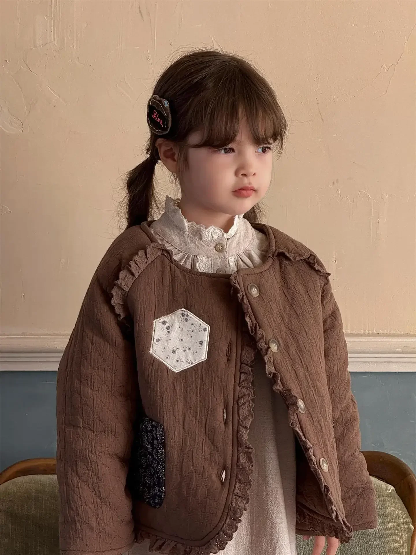 Girls Cotton Jacket Korean Childrens Clothing Winter New Style Girls Coat with Cloth Lace, Small Cotton Jacket
Girls Cotton Jacket Korean Childrens Clothing Winter New Style Girls Coat with Cloth Lace, Small Cotton Jacket