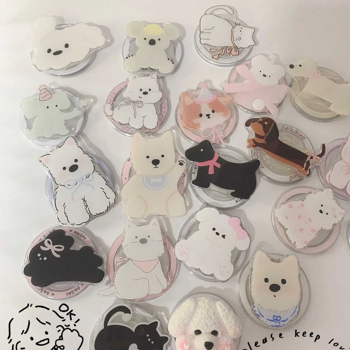 Симпатичный мультяшный Магнитный кронштейн, складной настольный держатель-подставка для IPhone 15 Samsung, раздвижная подставка для пальцев
Симпатичный мультяшный Магнитный кронштейн, складной настольный держатель-подставка для IPhone 15 Samsung, раздвижная подставка для пальцев