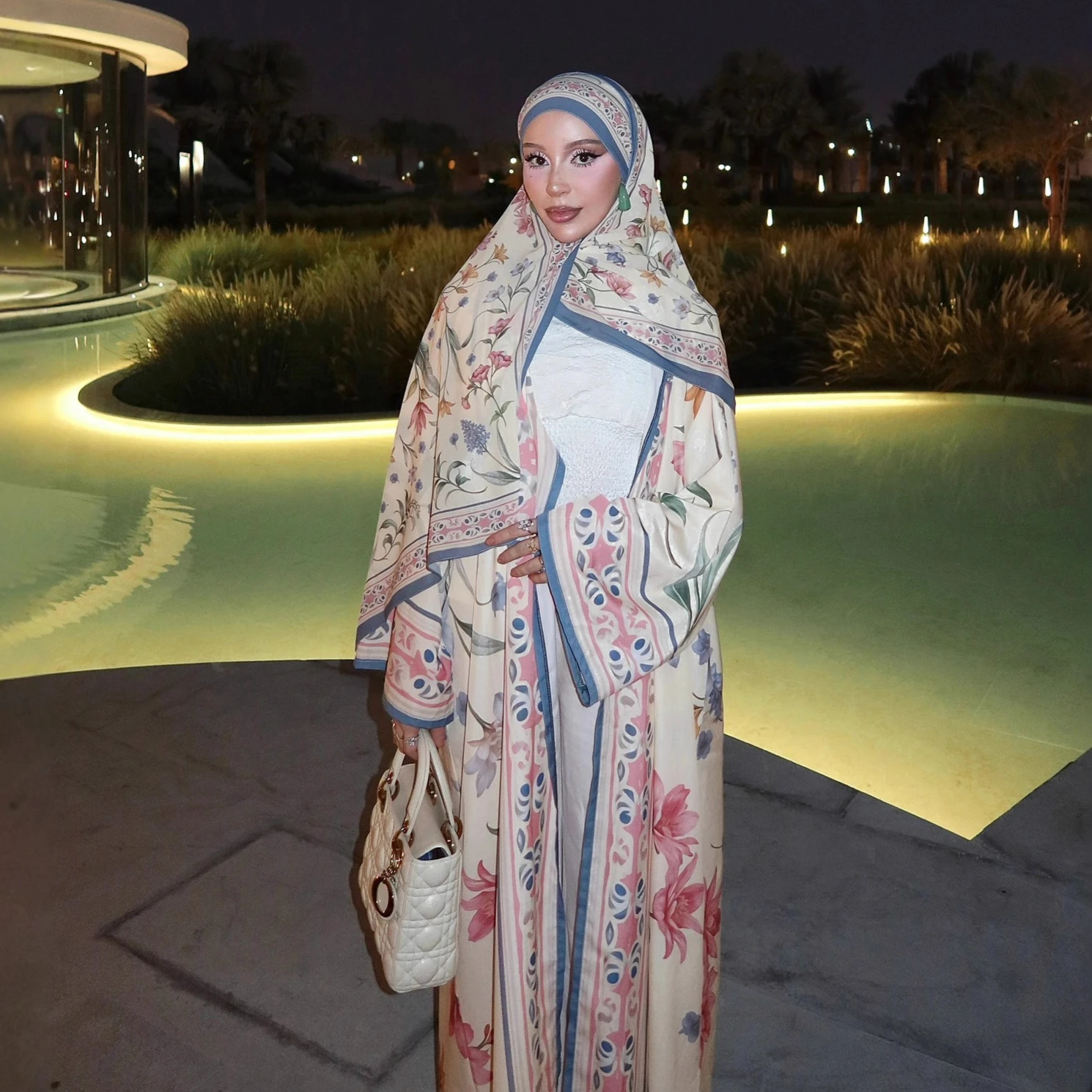Eid Abaya Suit Women Flower Print Dresses Hijab 2 Piece Set Jalabiya Cardigan Robe Morocco Dubai Kaftan Open Abayas Vestidos
Eid Abaya Suit Women Flower Print Dresses Hijab 2 Piece Set Jalabiya Cardigan Robe Morocco Dubai Kaftan Open Abayas Vestidos