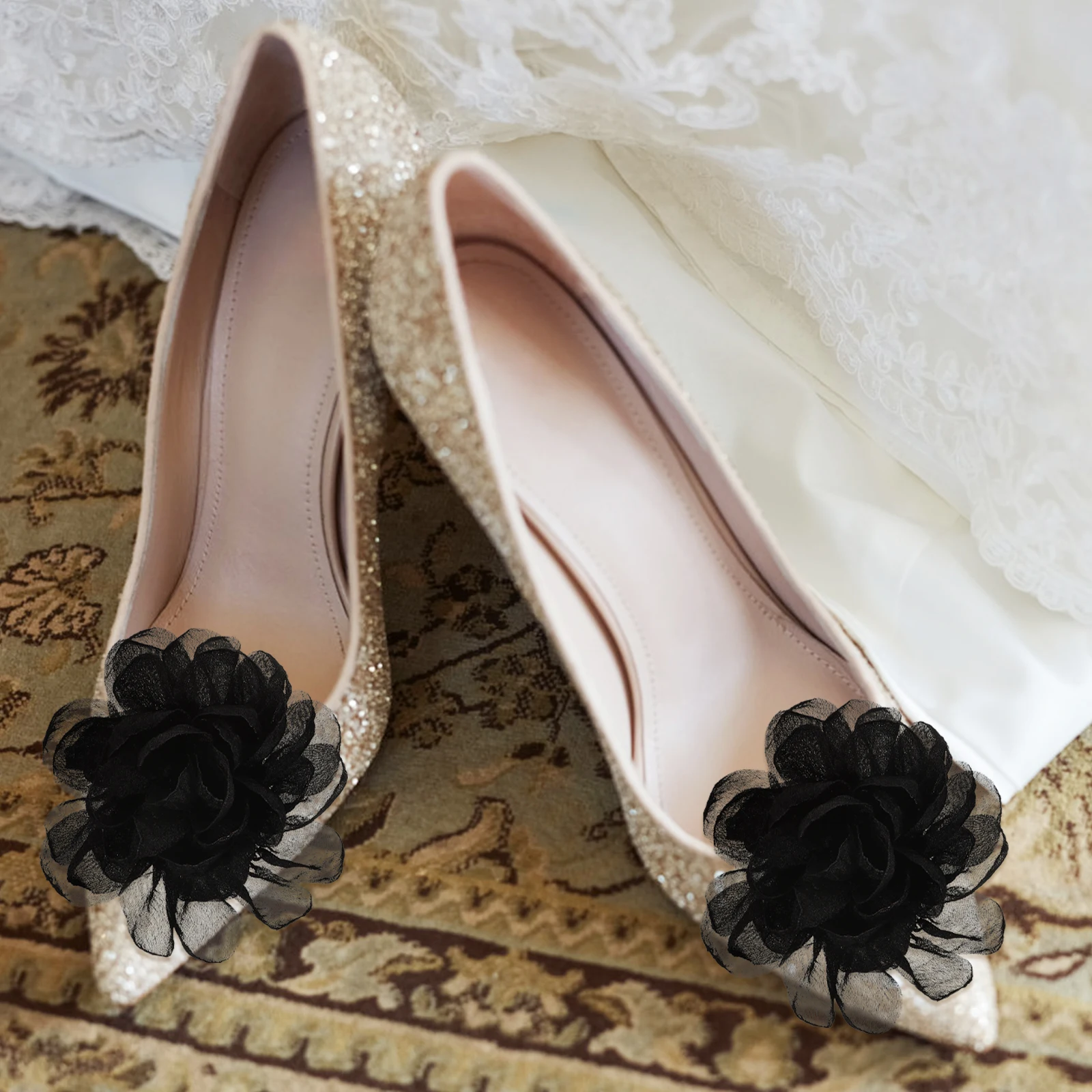 2pcs Shoe Flower Accessories Detachable Cloth Decorations for Wedding High Heels Shoes Charm Clips Elegant Style 
2pcs Shoe Flower Accessories Detachable Cloth Decorations for Wedding High Heels Shoes Charm Clips Elegant Style