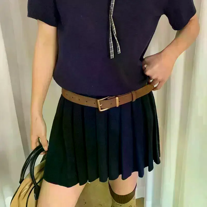 Женский роскошный замшевый ремень из воловьей кожи шириной 2,8 см в винтажном стиле с золотой пряжкой для платьев и джинсов
Женский роскошный замшевый ремень из воловьей кожи шириной 2,8 см в винтажном стиле с золотой пряжкой для платьев и джинсов