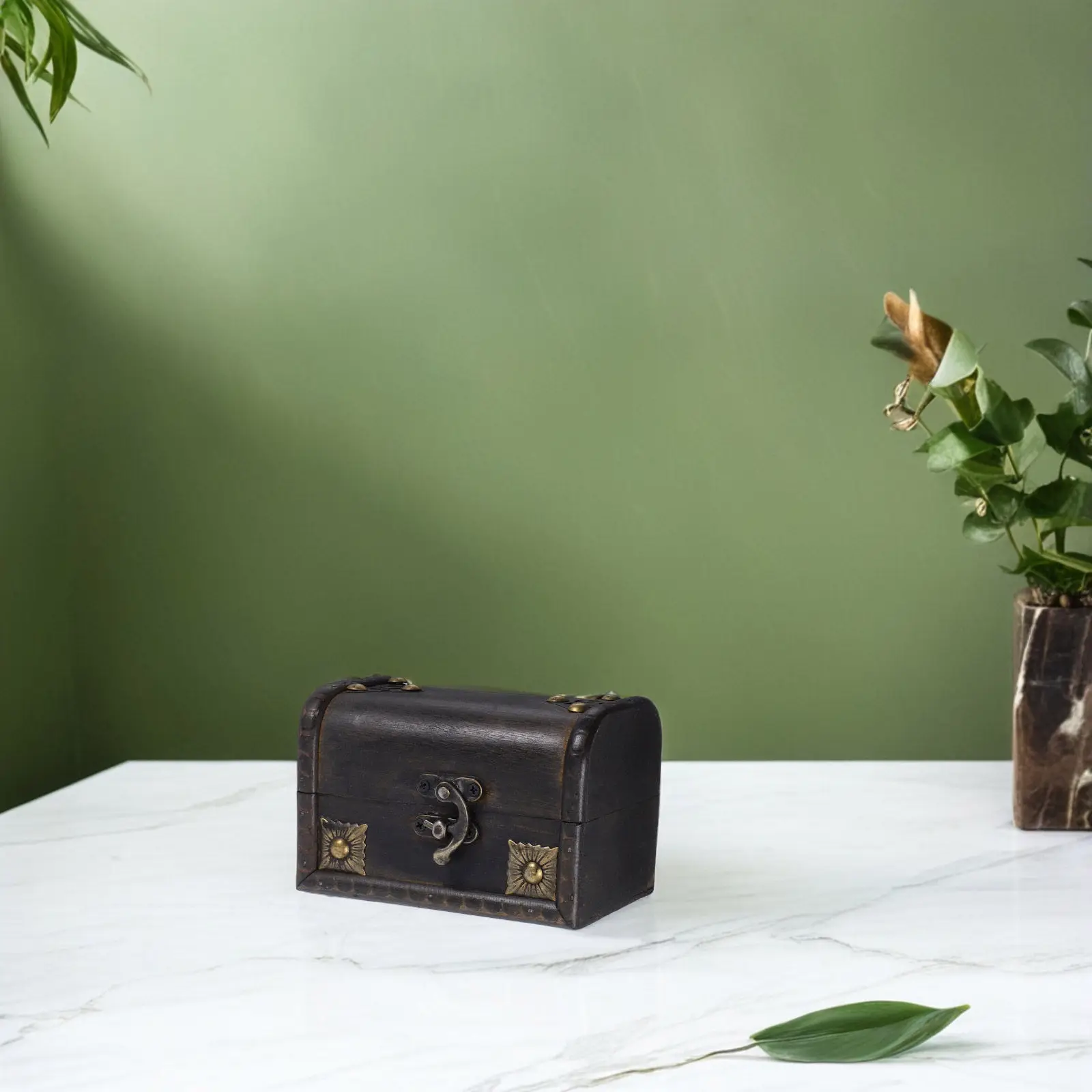 Wooden Vintage Desktop Storage Box Chinese Retro Style Decorative Jewelry Organizer Intricate Carvings Elegant Keepsake Box Home
Wooden Vintage Desktop Storage Box Chinese Retro Style Decorative Jewelry Organizer Intricate Carvings Elegant Keepsake Box Home