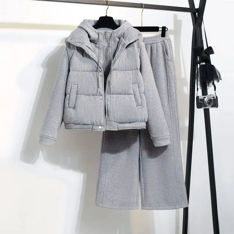 Women's Winter Thickened Fleece Lined Hoodie Set Casual Sports Style Three Piece Vest Outfit Long Sleeve Cotton Fill
Women's Winter Thickened Fleece Lined Hoodie Set Casual Sports Style Three Piece Vest Outfit Long Sleeve Cotton Fill