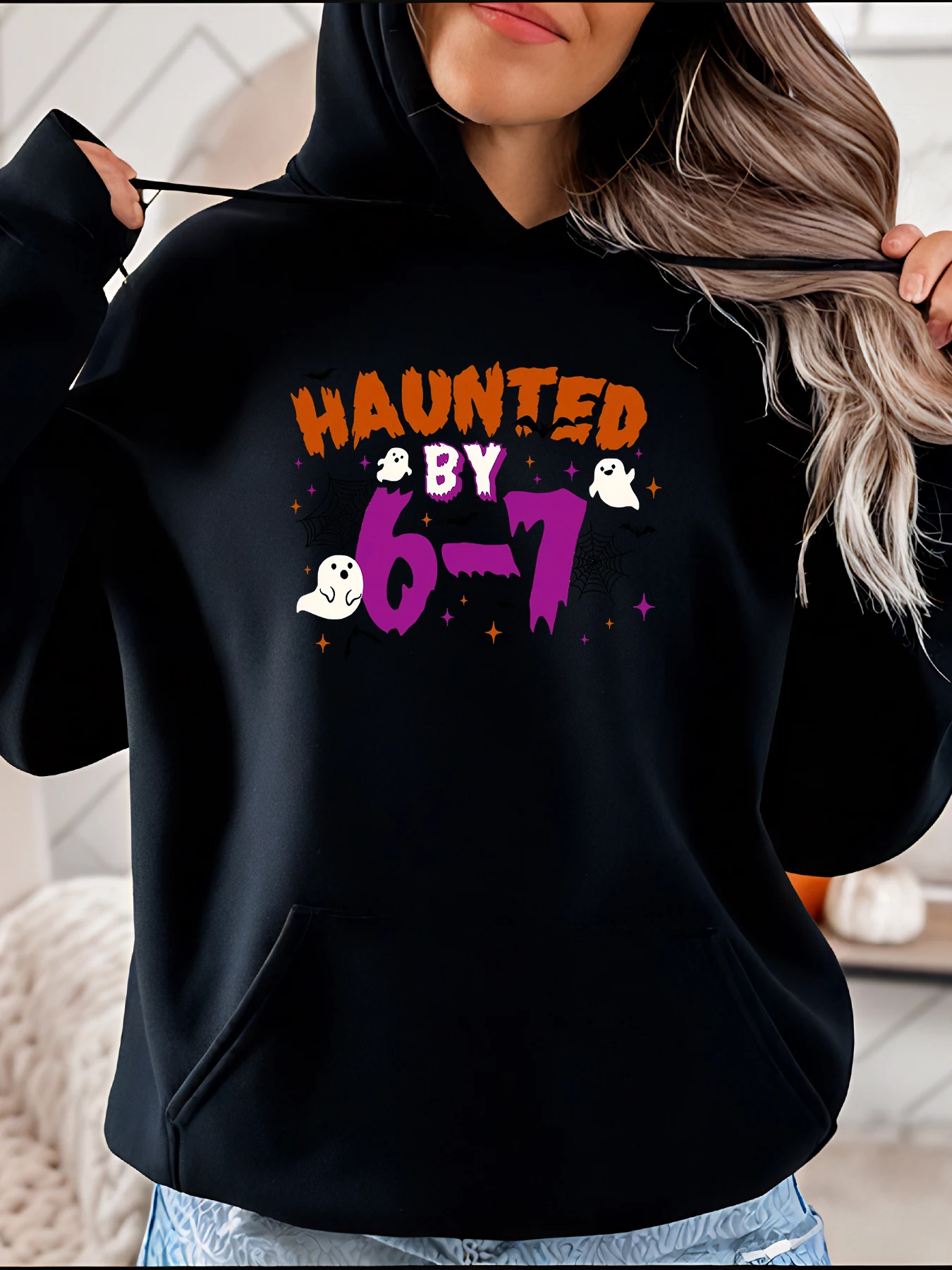 Haunted by 6-7 Ghosts Print Hoodie Women's Halloween Costume Sweatshirt Casual Autumn Winter Outfit for Girls
Haunted by 6-7 Ghosts Print Hoodie Women's Halloween Costume Sweatshirt Casual Autumn Winter Outfit for Girls