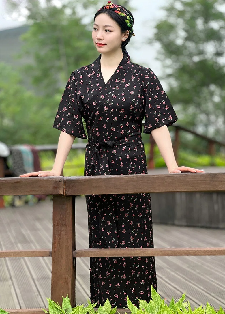 Tibet Princess Horse Race Robe Litang Street Life Noble Tibetan Clothing Ethnic Minority Gown Tourism Holidays Costume CT014
Tibet Princess Horse Race Robe Litang Street Life Noble Tibetan Clothing Ethnic Minority Gown Tourism Holidays Costume CT014